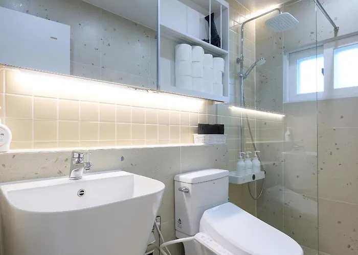 Beautiful Interior In Hongdae Area 2bedroom ゲストハウス