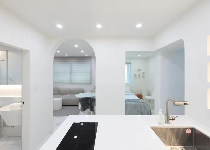 Beautiful Interior In Hongdae Area 2bedroom ゲストハウス ソウル特別市
