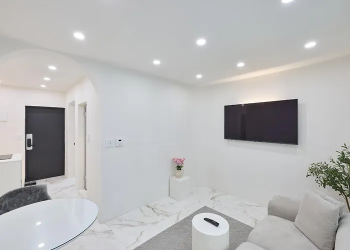 Beautiful Interior In Hongdae Area 2bedroom ソウル特別市