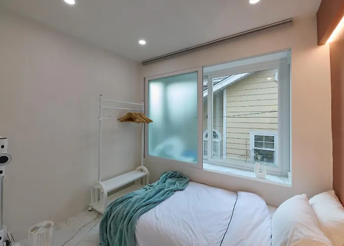 ゲストハウス Beautiful Interior In Hongdae Area 2bedroom 3*